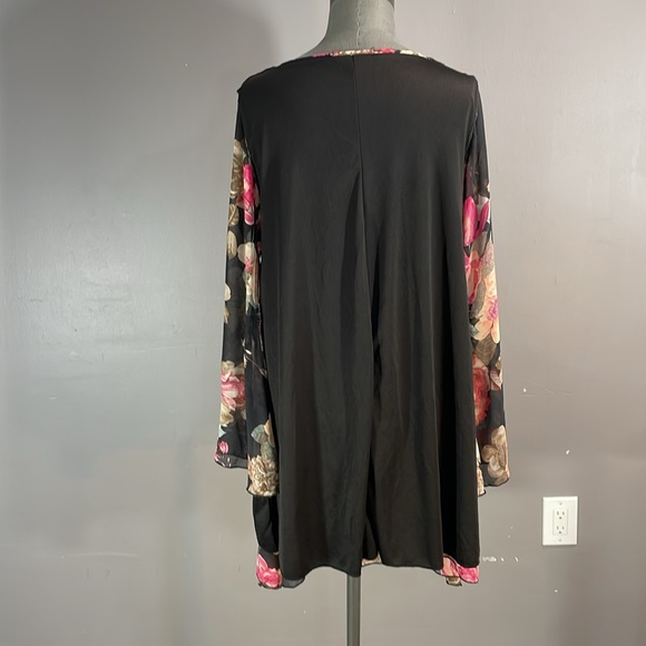 Size Large floral swing dress with beautiful chiffon bell. Body lined. USA - Picture 9 of 17